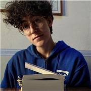 Sono Bianca, studentessa laureata in filosofia. Offro ripetizioni di filosofia e materie umanistiche